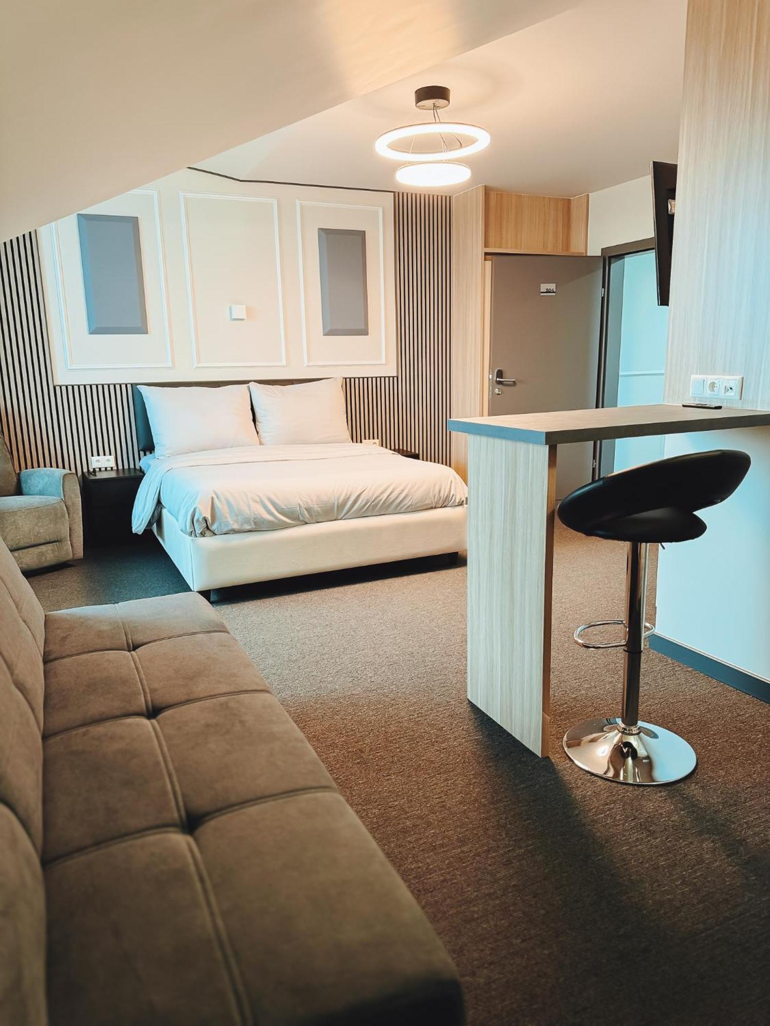 F Hotel 24H Check-In 赫尔兴 外观 照片