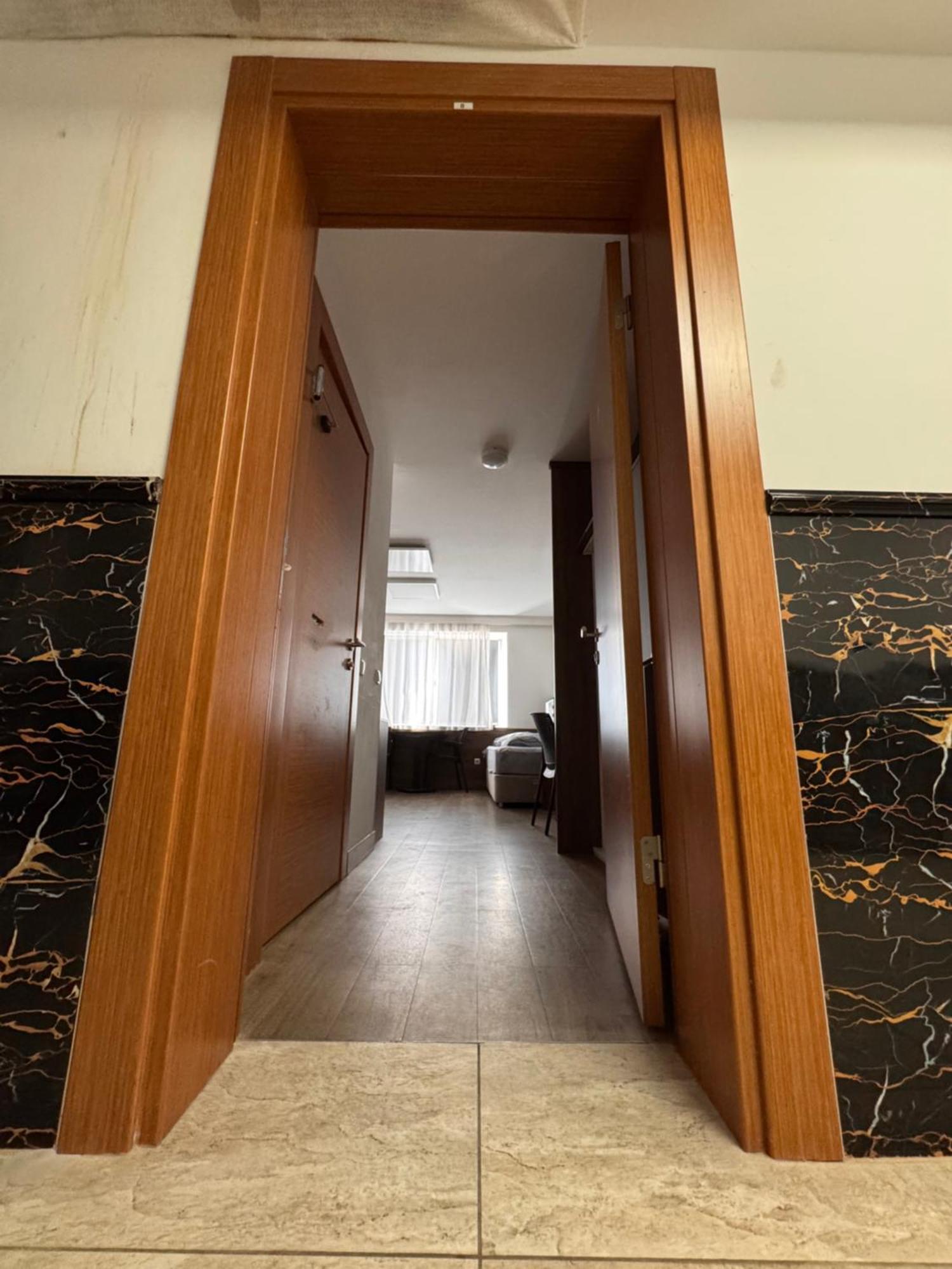 F Hotel 24H Check-In 赫尔兴 外观 照片